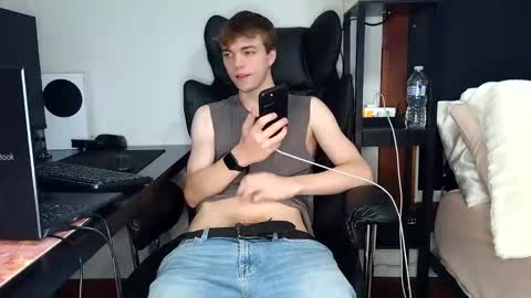 Snapshot of bobby72738 chatting on 1, 10, 2025 bobby72738 online show from 1, 10, 2025