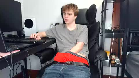 Snapshot of bobby72738 chatting on 25, 10, 2025 bobby72738 online show from 25, 10, 2025