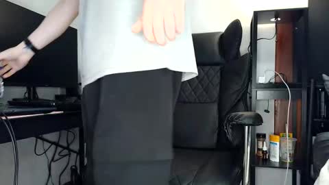 Snapshot of bobby72738 chatting on 29, 10, 2025 bobby72738 online show from 29, 10, 2025