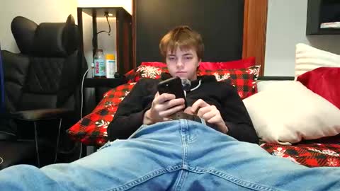 Snapshot of bobby72738 chatting on 14, 11, 2025 bobby72738 online show from 14, 11, 2025