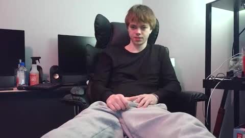 Snapshot of bobby72738 chatting on 7, 2, 2026 bobby72738 online show from 7, 2, 2026