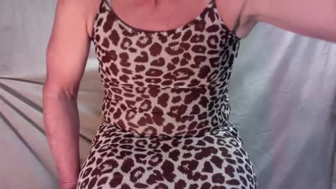 bobbyjune66 online show from 7, 2, 2025