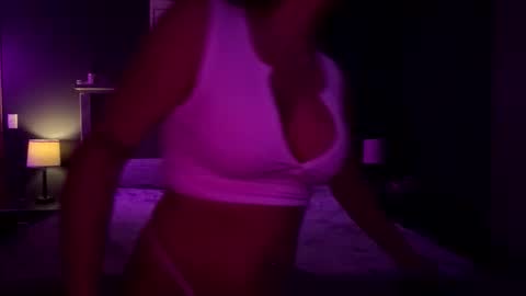 Snapshot of bodicas chatting on 17, 5, 2026 milf online show from 17, 5, 2026