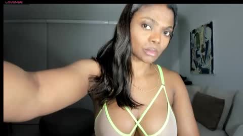 danna online show from 21, 4, 2026