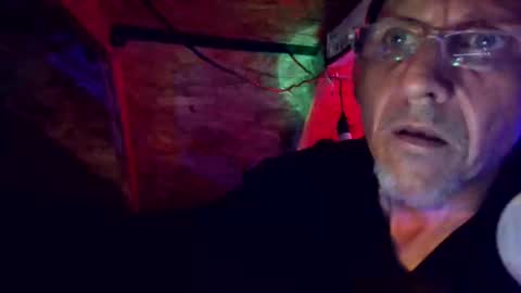 Snapshot of bodybydadgregglenn chatting on 24, 2, 2025 bodybydadgregglenn online show from 24, 2, 2025