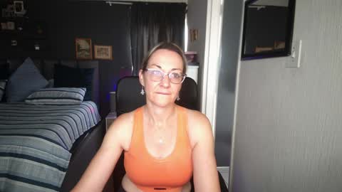 Ningifun couple online show from 3, 1, 2025