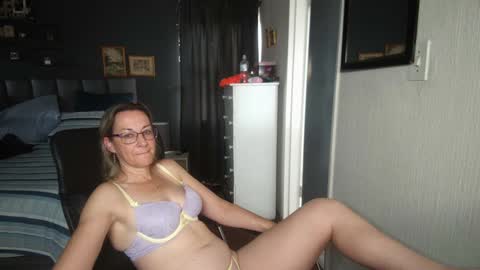 Ningifun couple online show from 11, 1, 2025