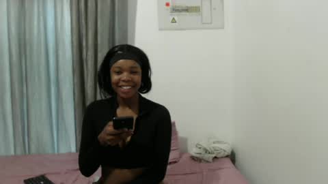 boitylips online show from 12, 6, 2026