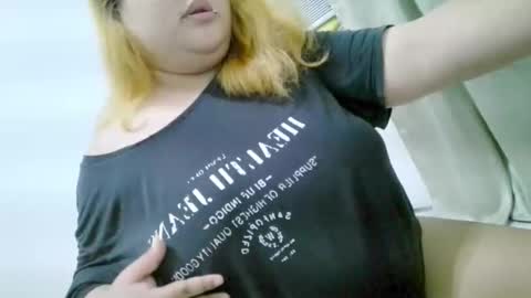 bombastic_darla online show from 9, 9, 2025