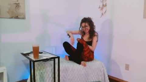 BombshellBaeby online show from 25, 4, 2026