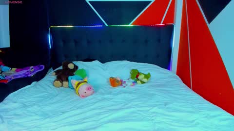 Snapshot of bonbon_lux chatting on 10, 10, 2025 BON BON online show from 10, 10, 2025