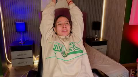 bonnali_lune online show from 9, 6, 2026