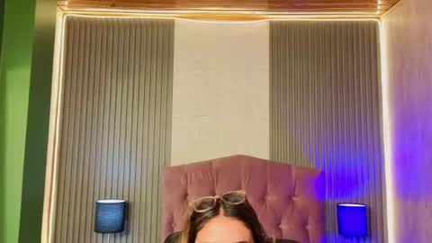 bonnali_lune online show from 14, 6, 2026