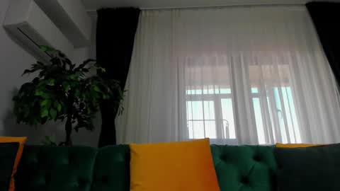 Bonnie online show from 24, 2, 2025
