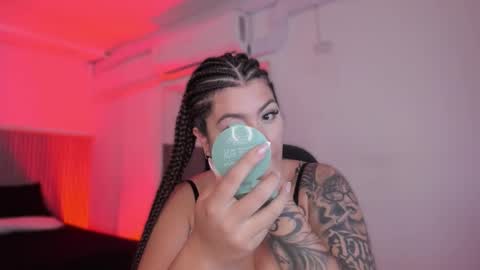 Bonnie  online show from 26, 11, 2025