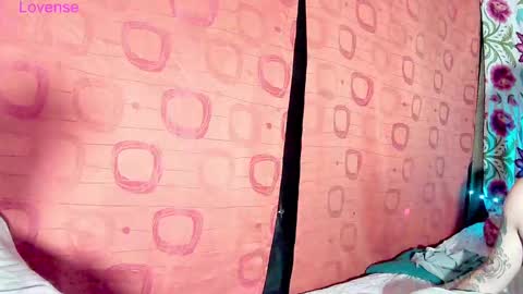 Snapshot of bonnie_x_wizkha chatting on 15, 11, 2025 Britanly Brow y Wiz KhalBrian online show from 15, 11, 2025