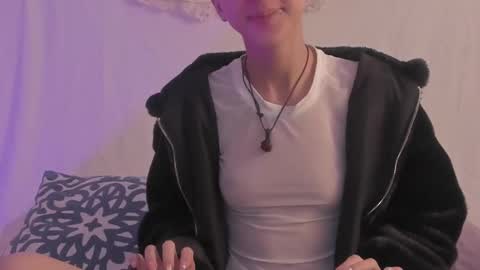   online show from 6, 3, 2025