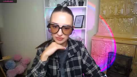 Snapshot of bonniexxx_ chatting on 20, 11, 2025 Bonnie online show from 20, 11, 2025