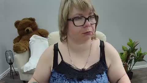 bonnnyboobsy online show from 26, 7, 2026