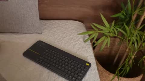 Bonny online show from 22, 4, 2026