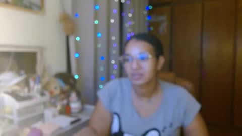 Queen Bon Vivantt online show from 23, 1, 2025