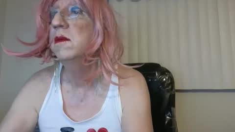 sissy slut boobi online show from 11, 11, 2025