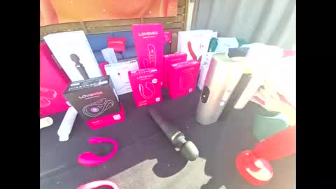 Nova  sub to my fan club for free pms and sexy sloppy videos  online show from 23, 4, 2026