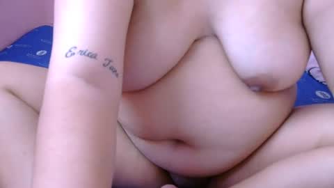 Snapshot of boobsiemarie chatting on 31, 7, 2026 MommyMarie-Singlemom of 2. online show from 31, 7, 2026