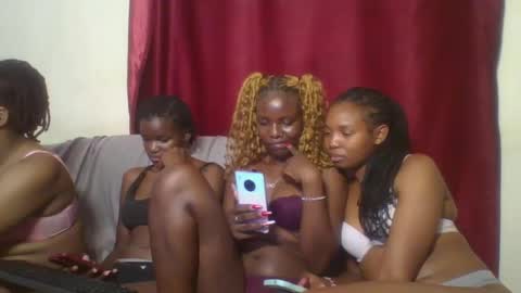 Snapshot of bootie_caramel chatting on 26, 2, 2025 bootie_caramel online show from 26, 2, 2025