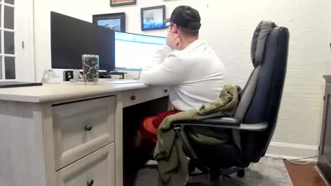 Snapshot of boredhorndog chatting on 5, 1, 2025 Boredhorndog online show from 5, 1, 2025