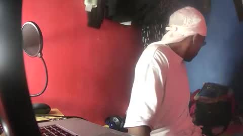 boss_playa98 online show from 25, 2, 2025