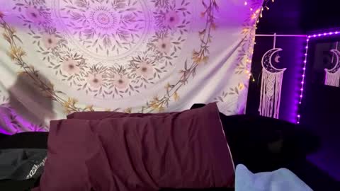 BossMom online show from 10, 3, 2025