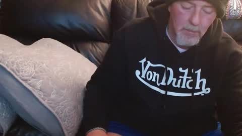 Snapshot of bostonguy1969 chatting on 23, 12, 2025 bostonguy1969 online show from 23, 12, 2025