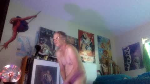 Bottomboo7 online show from 9, 10, 2025