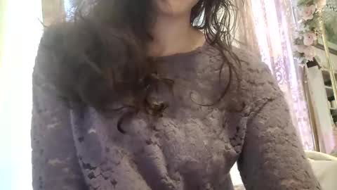 Bouncy Queen Majesty online show from 2, 2, 2025