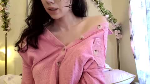 Bouncy Queen Majesty online show from 11, 3, 2025