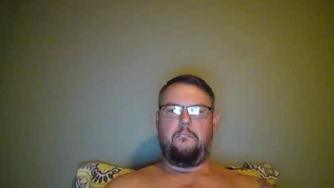 bowtieguy84 online show from 30, 9, 2025