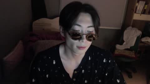 boxman556990 online show from 10, 3, 2025