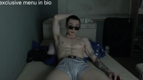 boxman556990 online show from 25, 3, 2026