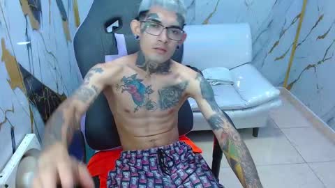 boy_tatto77 online show from 13, 2, 2026