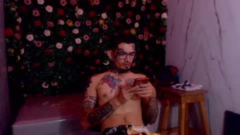 boy_tatto77 online show from 23, 5, 2026