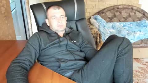 BoyApollon online show from 15, 4, 2026