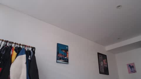 Felipe  online show from 24, 10, 2025