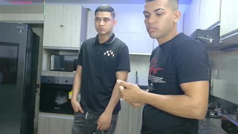 Angelo Mark Fernando Taylor online show from 17, 12, 2025