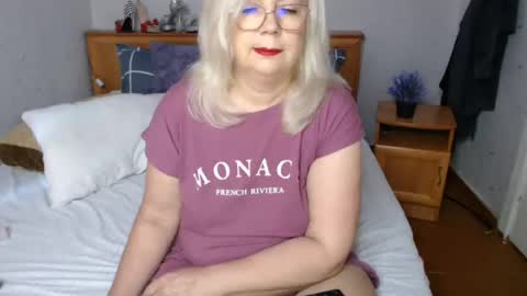 Snapshot of bozhenanude chatting on 24, 5, 2026 BozhenaNude online show from 24, 5, 2026