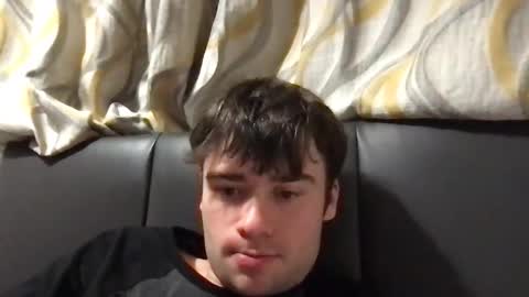 Snapshot of bozoluninss chatting on 26, 10, 2025 Jeff online show from 26, 10, 2025