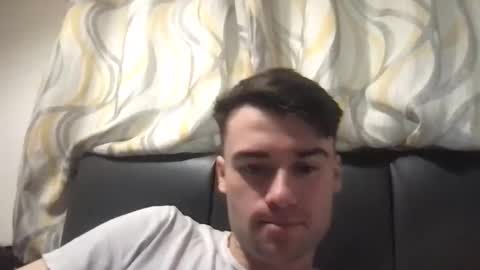 Snapshot of bozoluninss chatting on 17, 11, 2025 Jeff online show from 17, 11, 2025