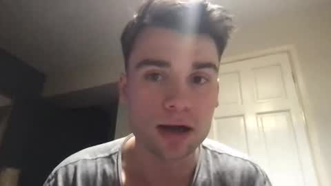 Snapshot of bozoluninss chatting on 19, 11, 2025 Jeff online show from 19, 11, 2025