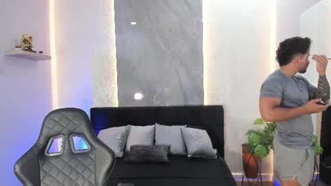 brad summer online show from 28, 7, 2026