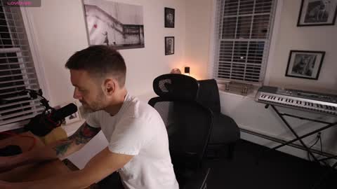 Snapshot of bradbronton chatting on 8, 1, 2025 BradBronton online show from 8, 1, 2025